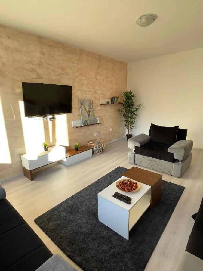 Apartment 51 - Bright, Spacious, Lux 1 Bedroom In The City Center - Stari Grad Belgrad Zewnętrze zdjęcie